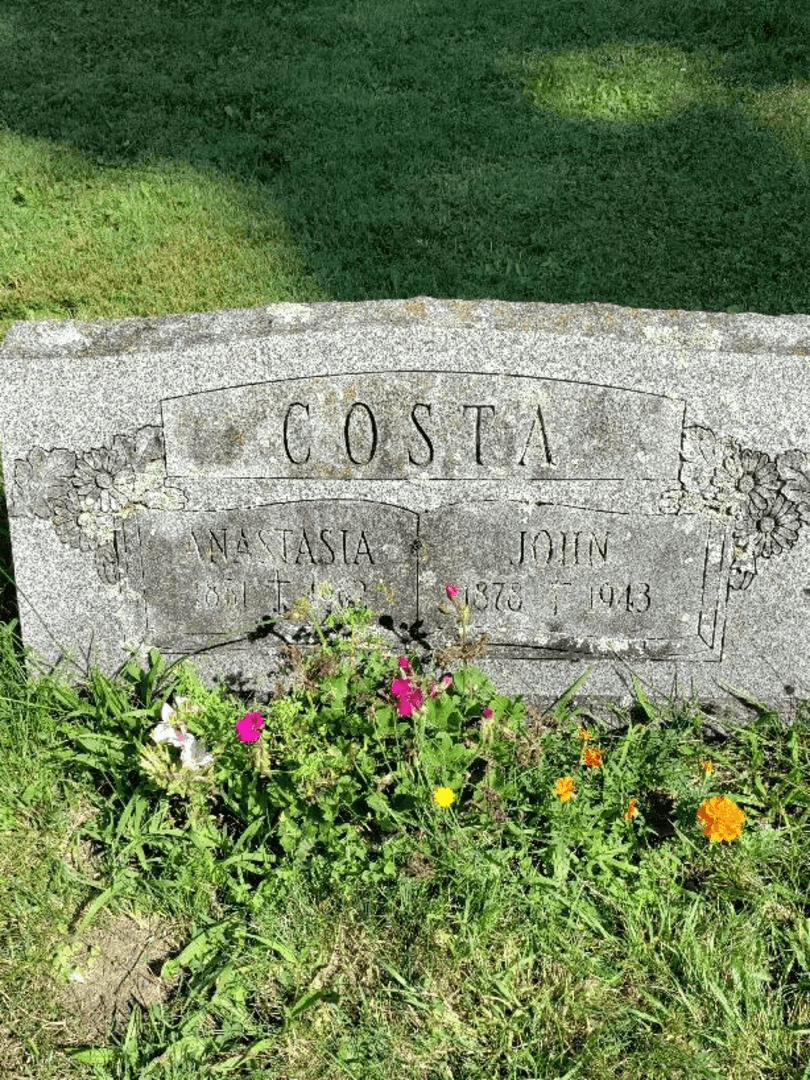 John Costa's grave. Photo 3