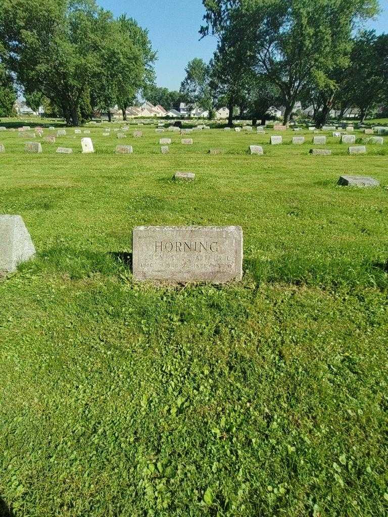 Lucy A. Horning's grave. Photo 1