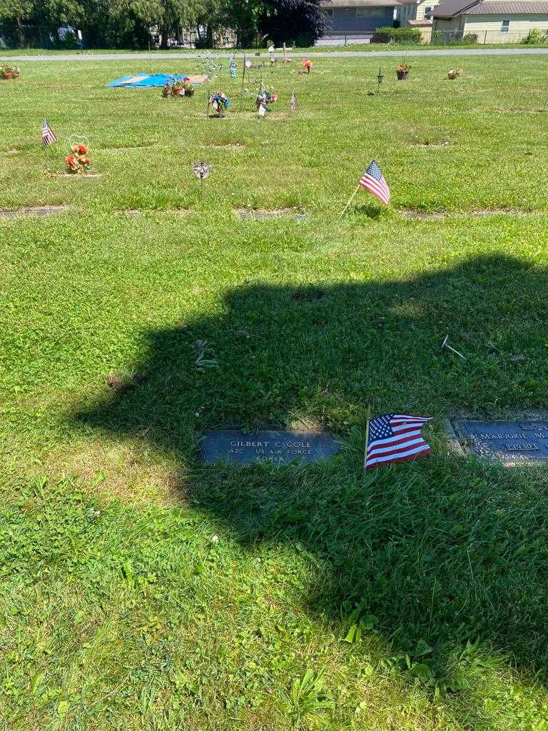 Gilbert C. Cole's grave. Photo 2