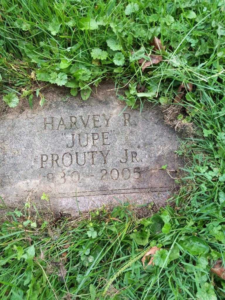 Harvey R. "Jupe" Prouty Junior's grave. Photo 1