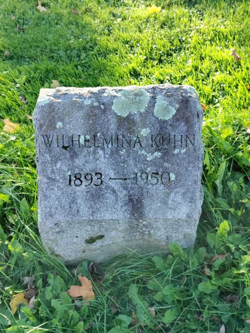 Wilhelmina Kuhn's grave. Photo 3