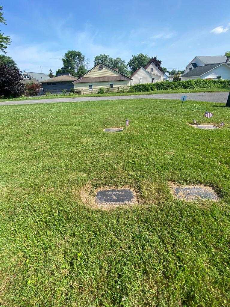 Jean Purcell's grave. Photo 1