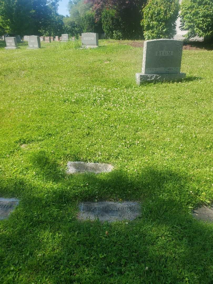 Daisy M. Buecheler's grave. Photo 2