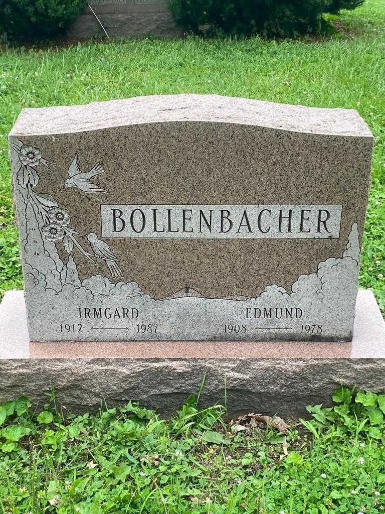 Irmgard Bollenbacher's grave. Photo 3