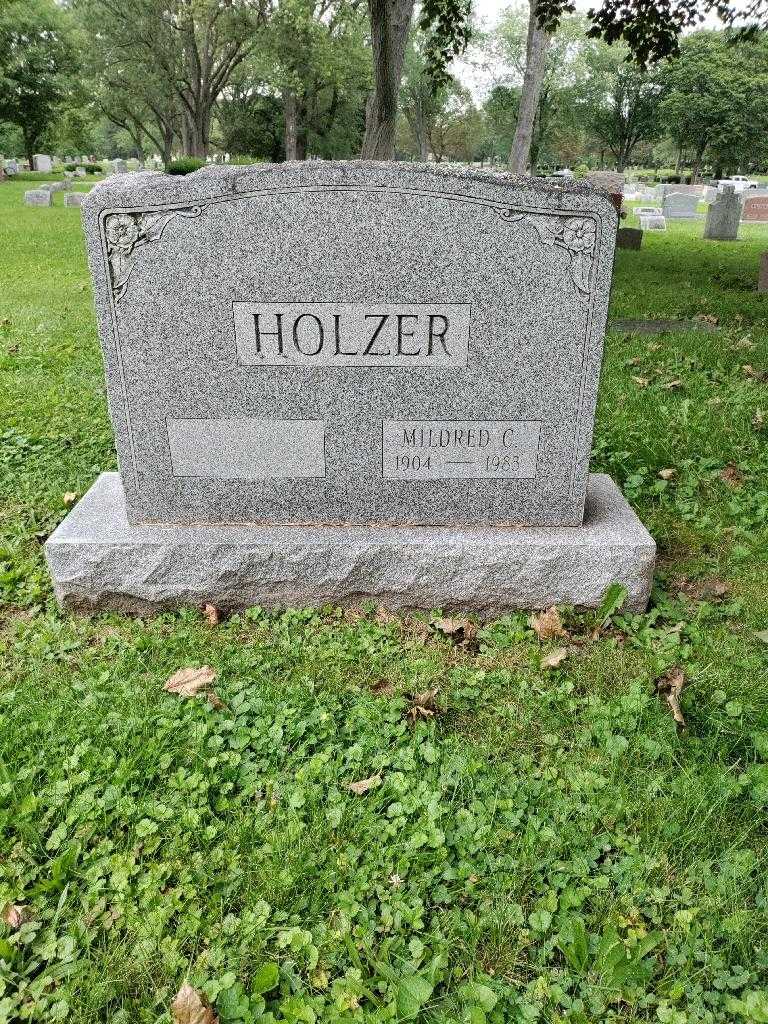 Mildred C. Holzer's grave. Photo 3