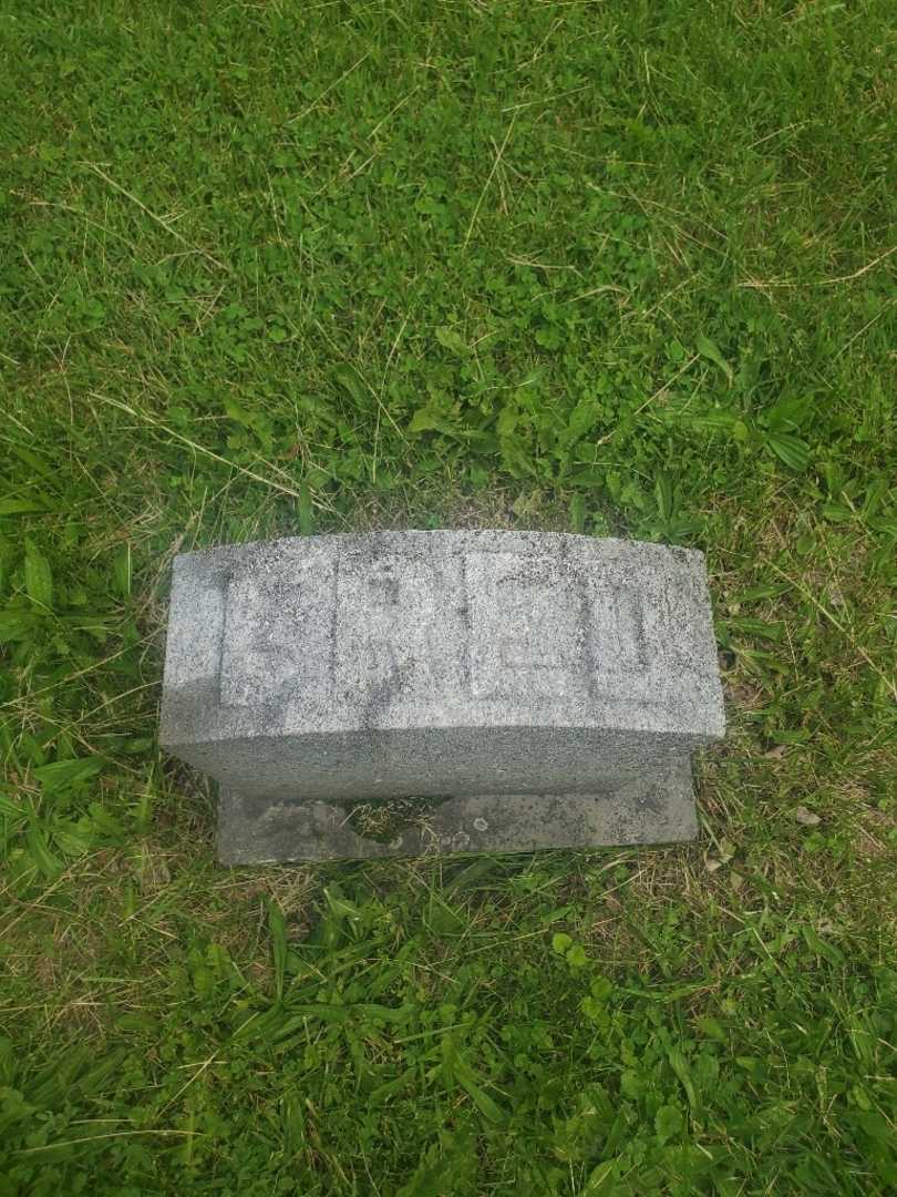 Frederick C. W. "Fred" Marquart's grave. Photo 5