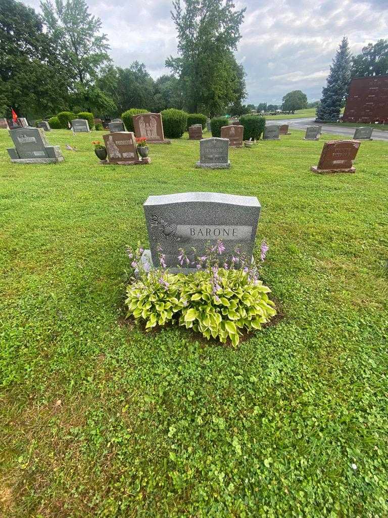 Salvatore Barone's grave. Photo 1