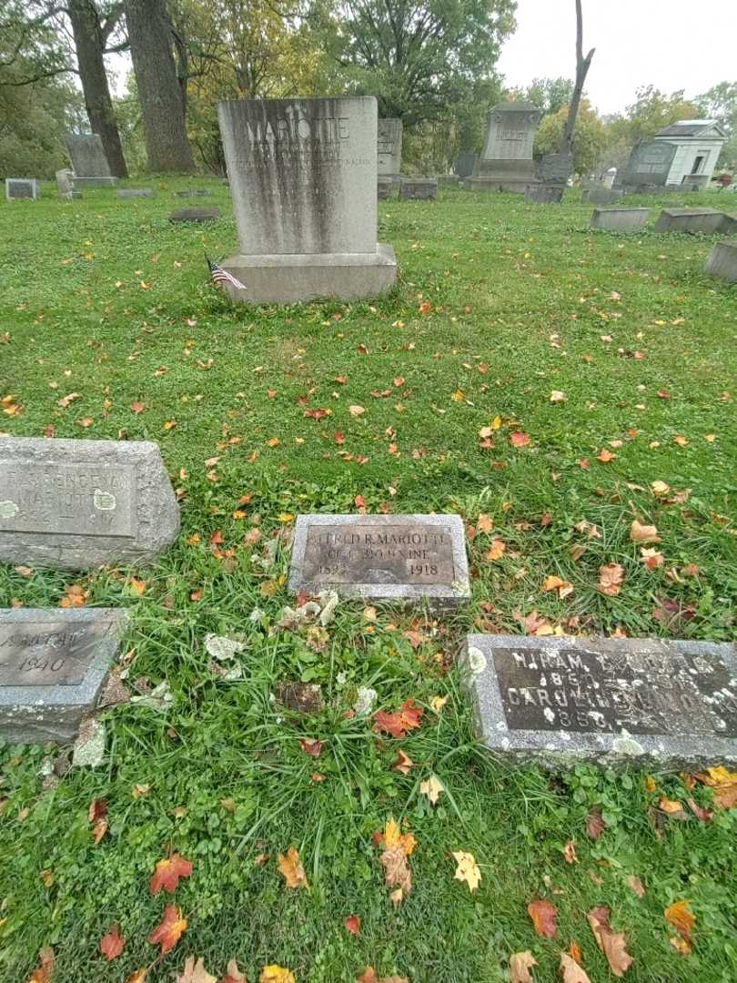Alfred R. Mariotte's grave. Photo 1