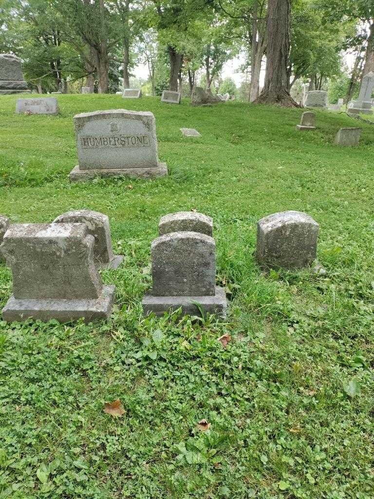 Augustus Beh's grave. Photo 1