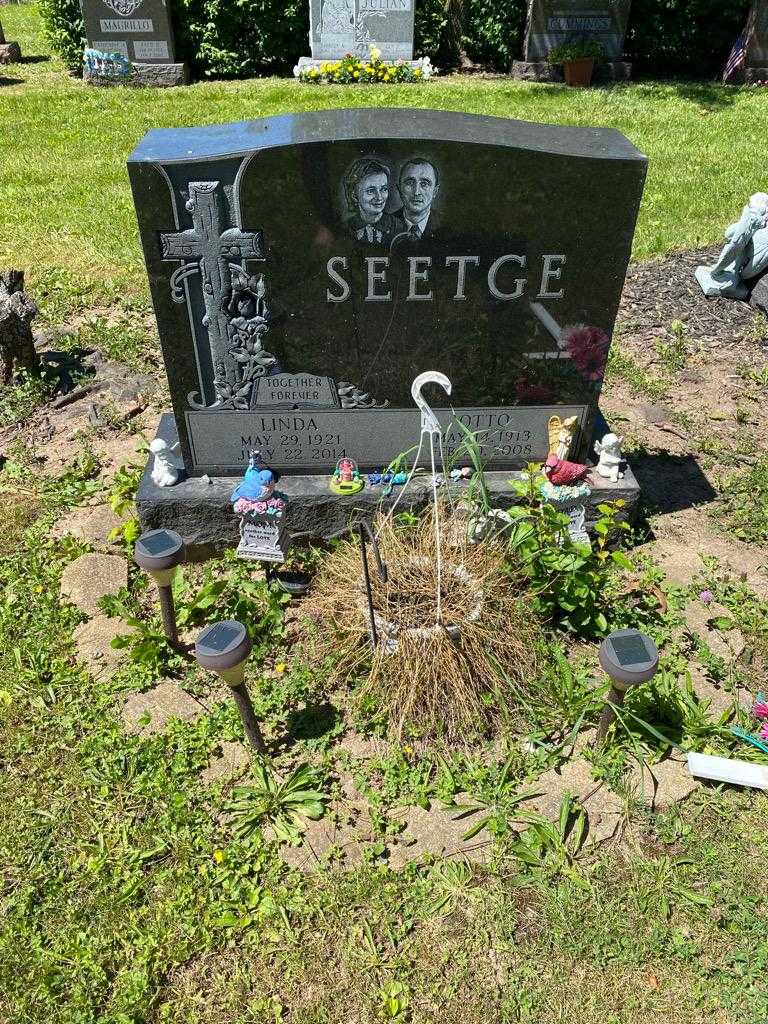 Otto Seetge's grave. Photo 2