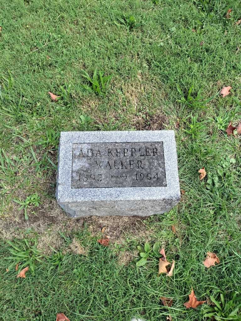 Ada Keppler Walker's grave. Photo 3