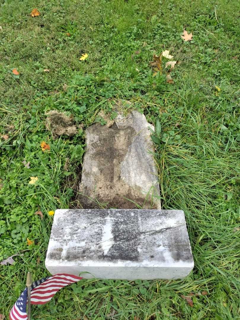Adelbert M. Geer's grave. Photo 2