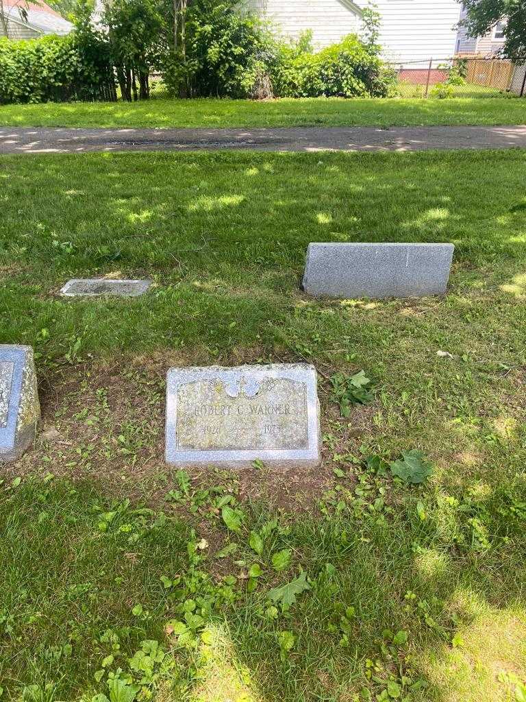 Robert Carl Warner's grave. Photo 4