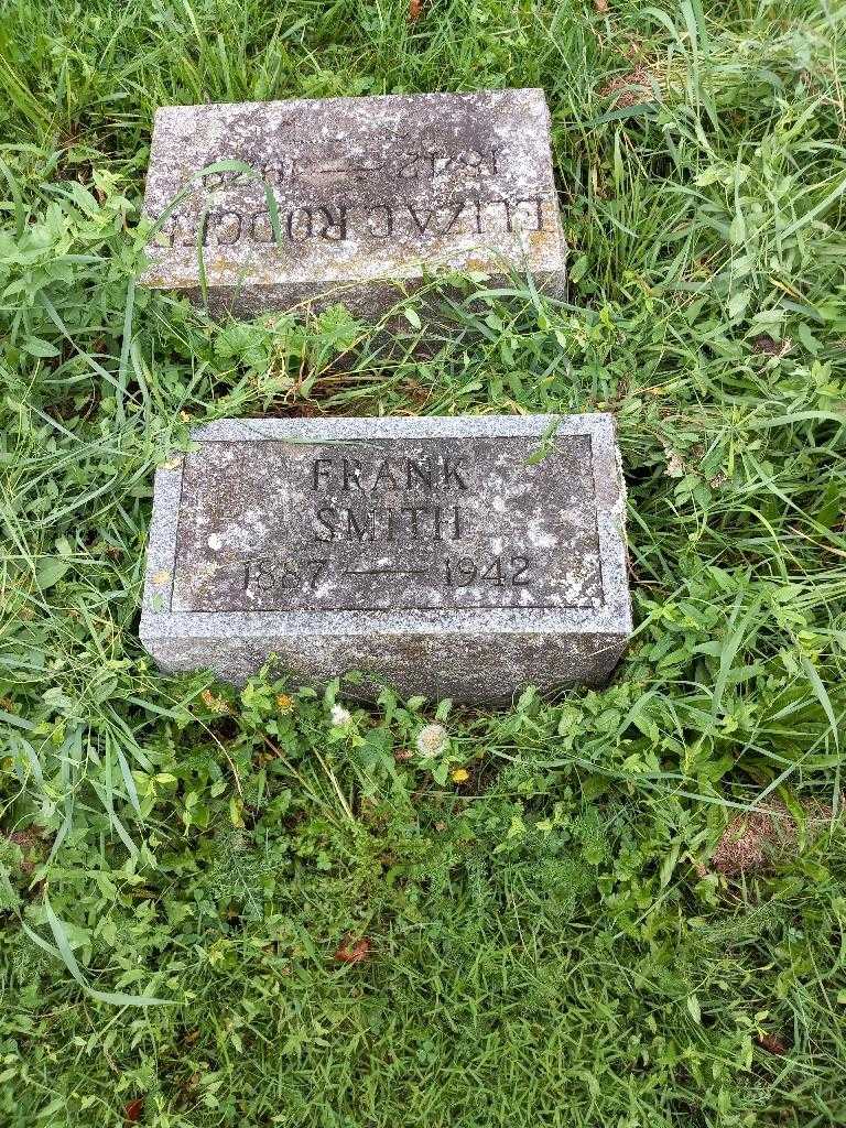 Frank Smith's grave. Photo 2