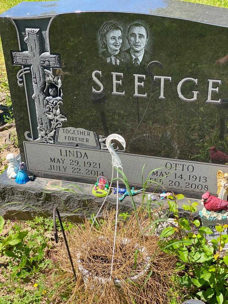 Otto Seetge's grave. Photo 3