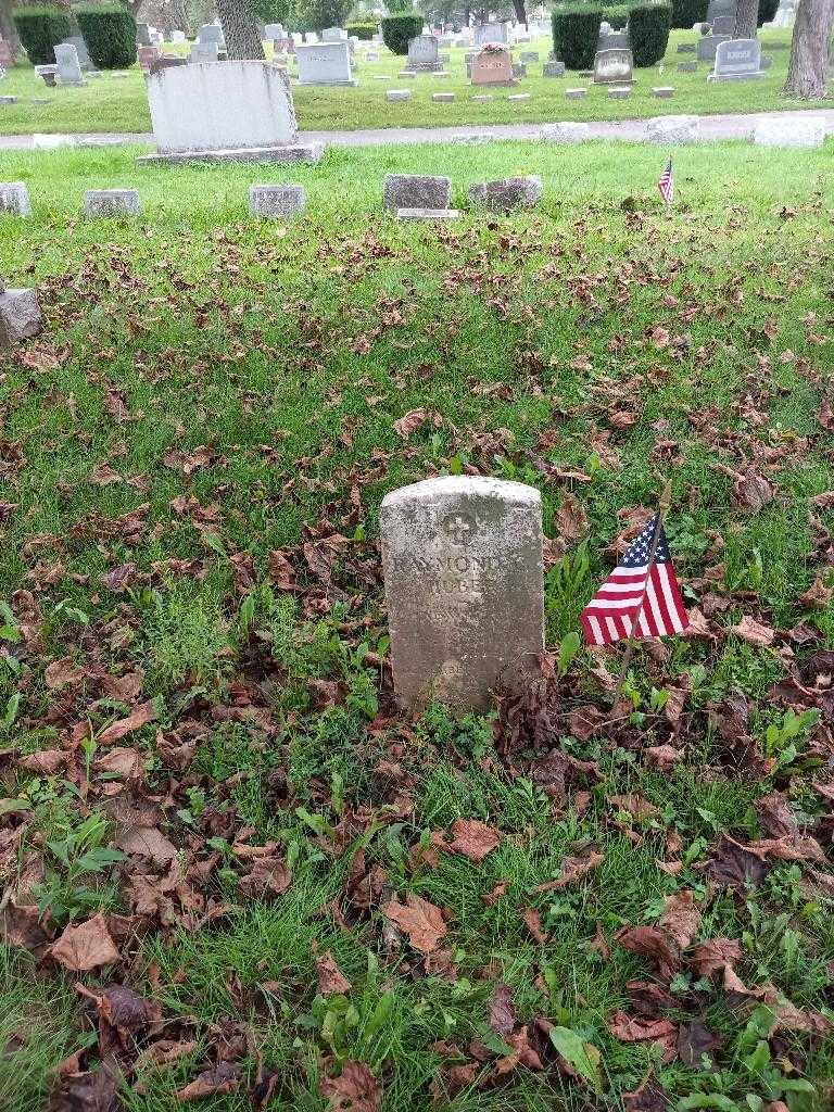 Raymond G. Huber's grave. Photo 1