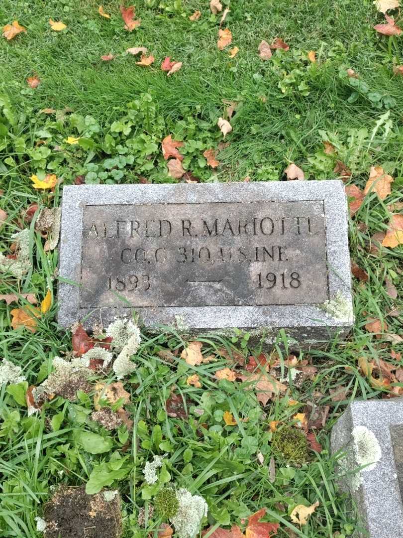 Alfred R. Mariotte's grave. Photo 2