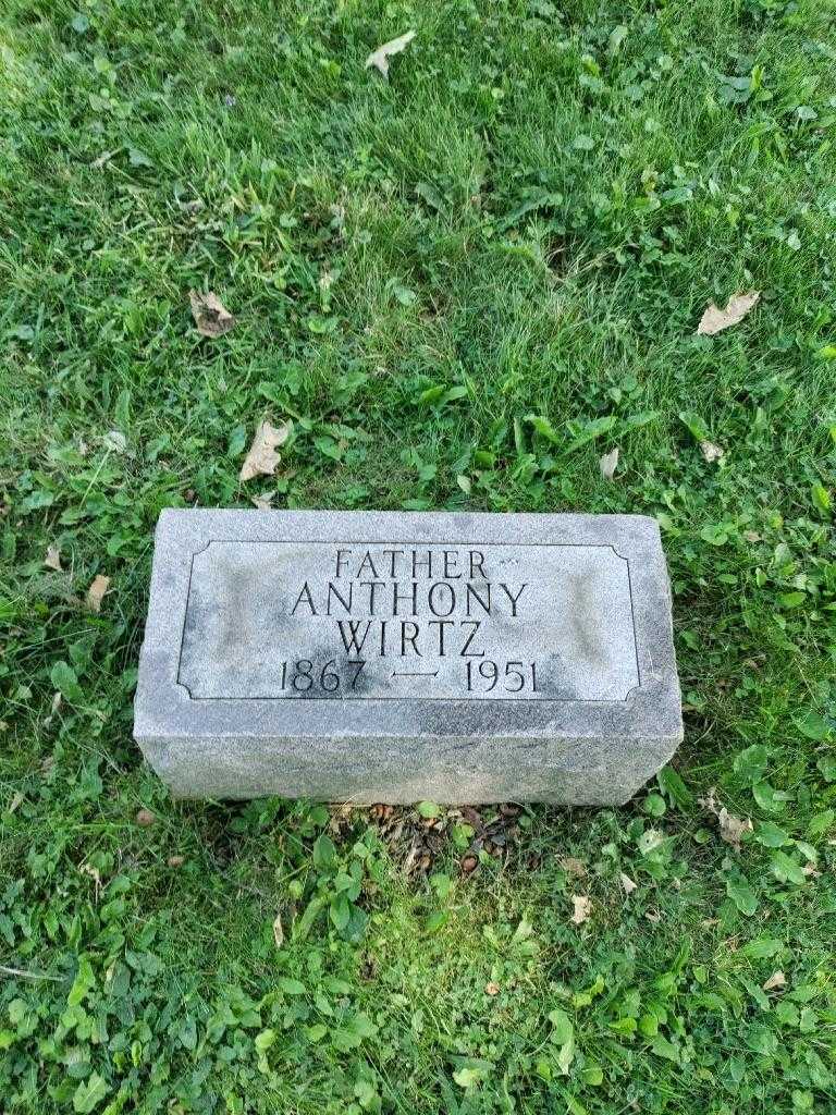 Anthony Wirtz's grave. Photo 2