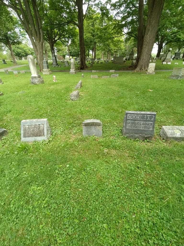 Charles Oswald's grave. Photo 1