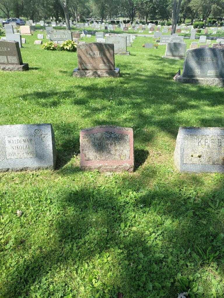 Eleanor H. Murray's grave. Photo 1