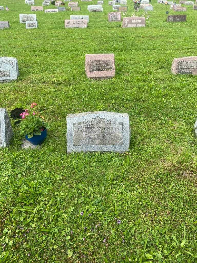 John R. Stagnitta's grave. Photo 2