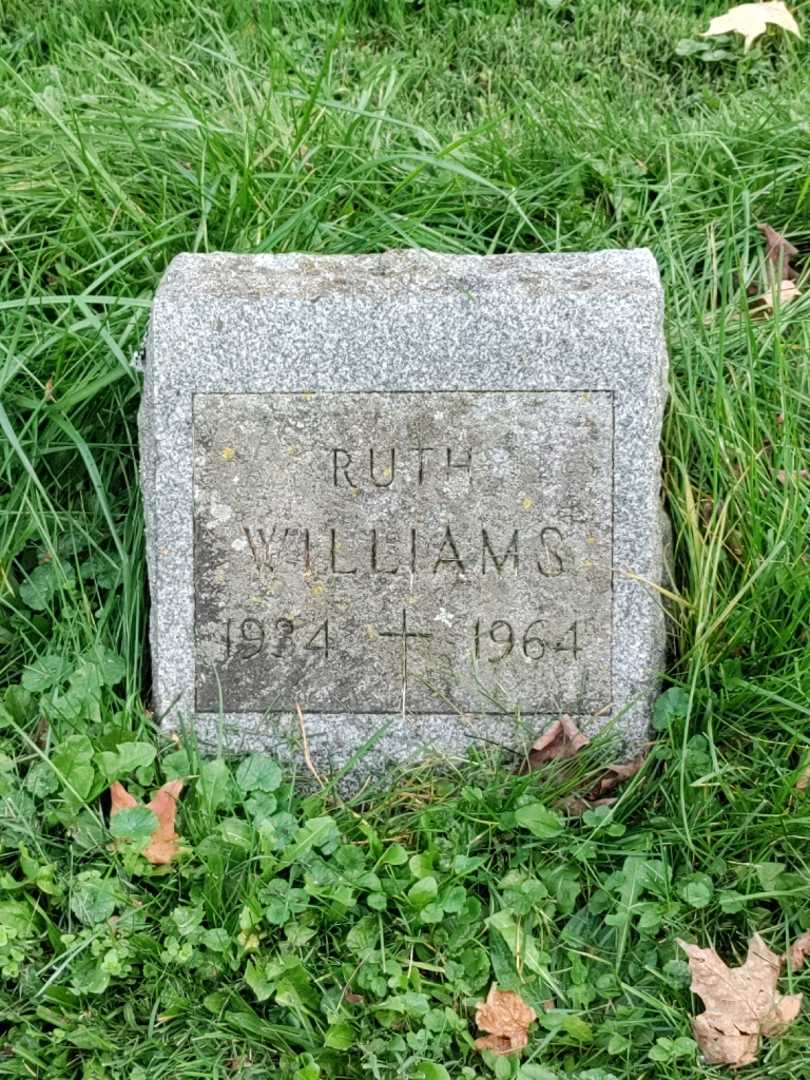 Ruth E. Williams's grave. Photo 3