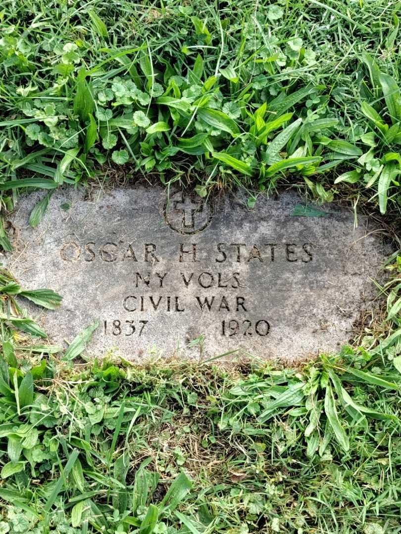 Oscar H. States's grave. Photo 3