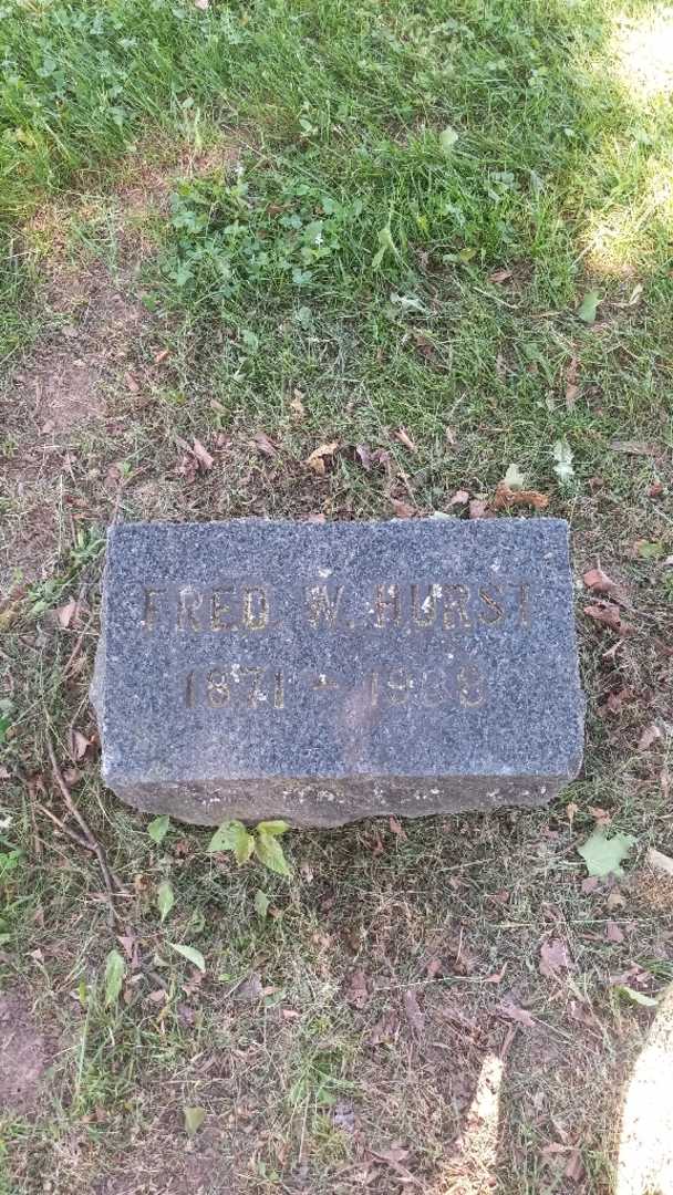 Frederick W. "Fred" Hurst's grave. Photo 3