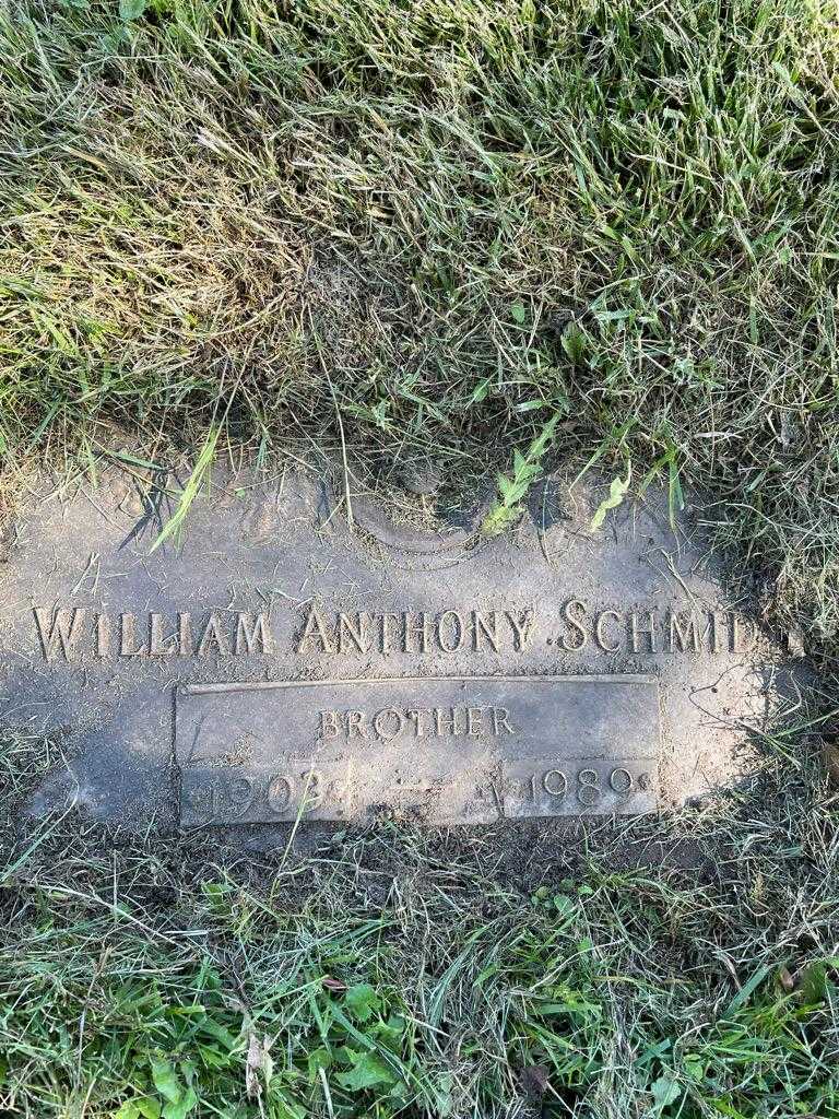 William Anthony Schmidt's grave. Photo 1