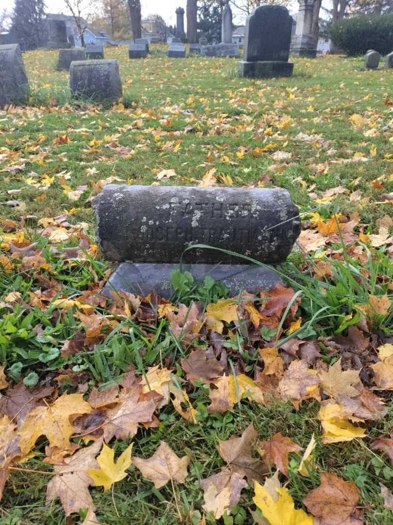 Joseph Trautman Junior's grave. Photo 2