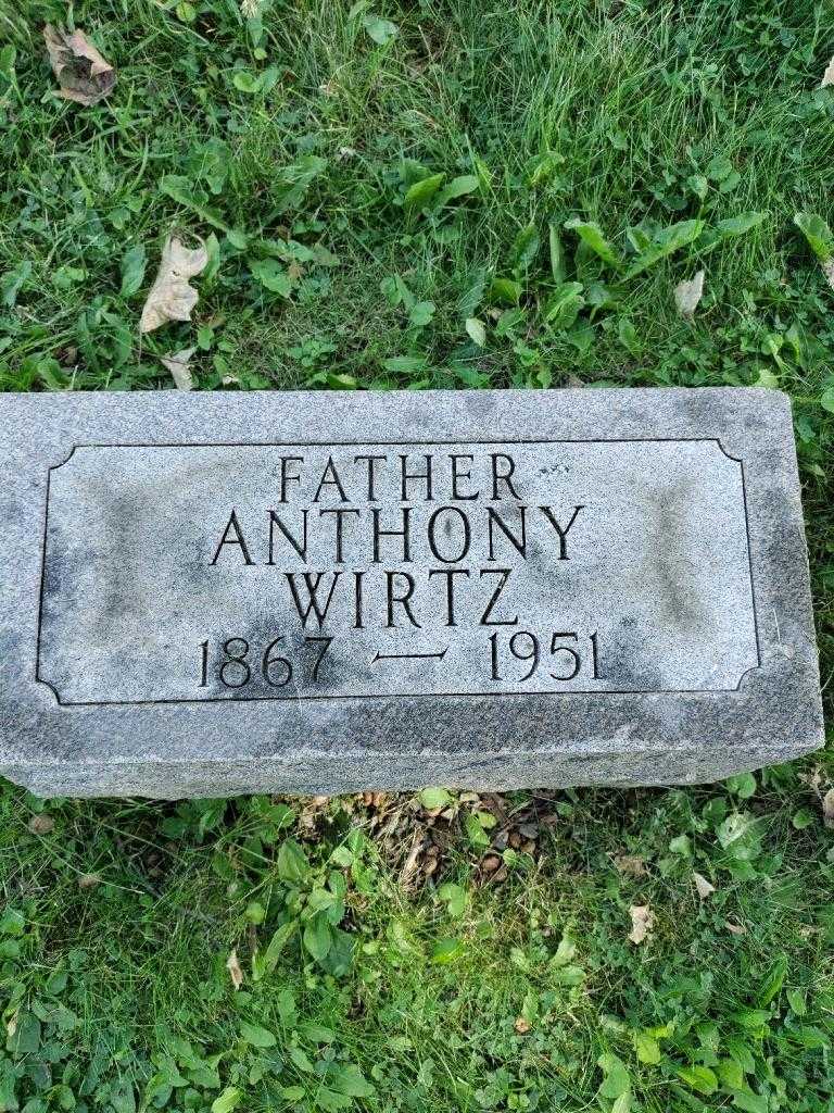 Anthony Wirtz's grave. Photo 3