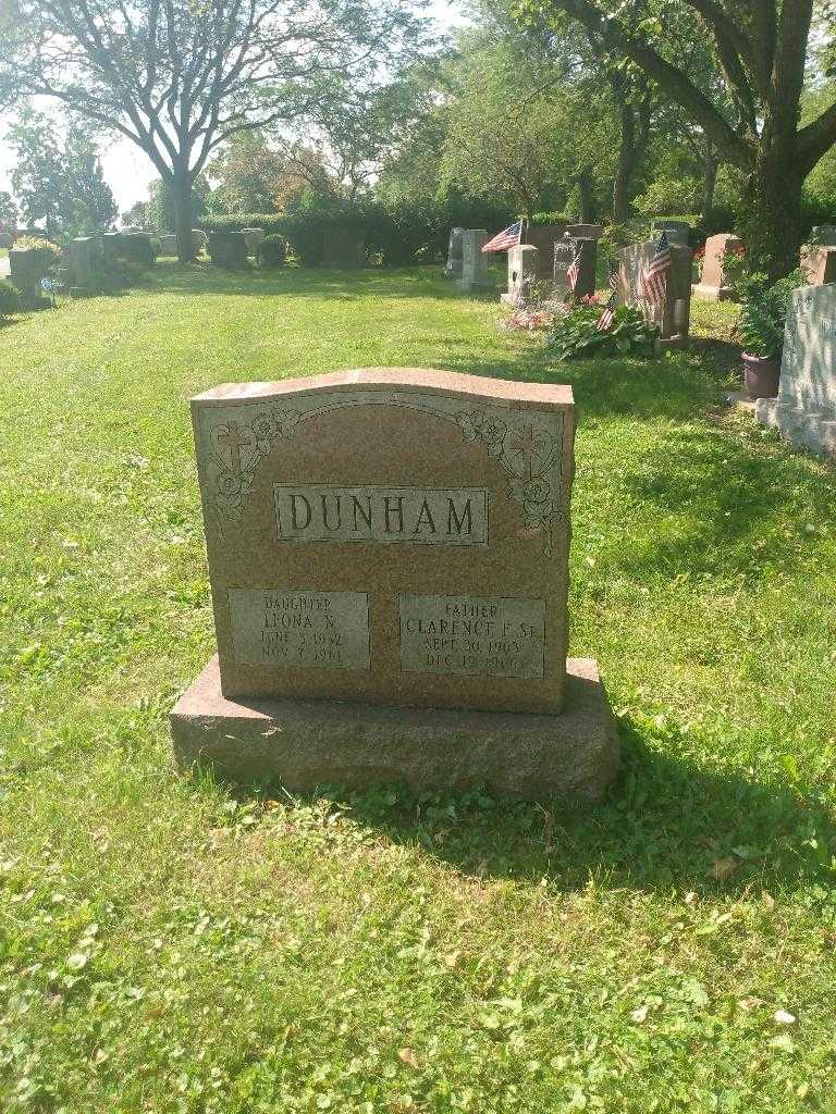Clarence E. Dunham Senior's grave. Photo 1
