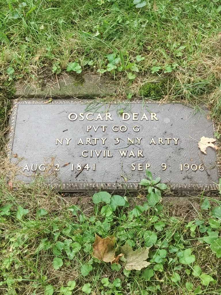 Oscar Dear's grave. Photo 3