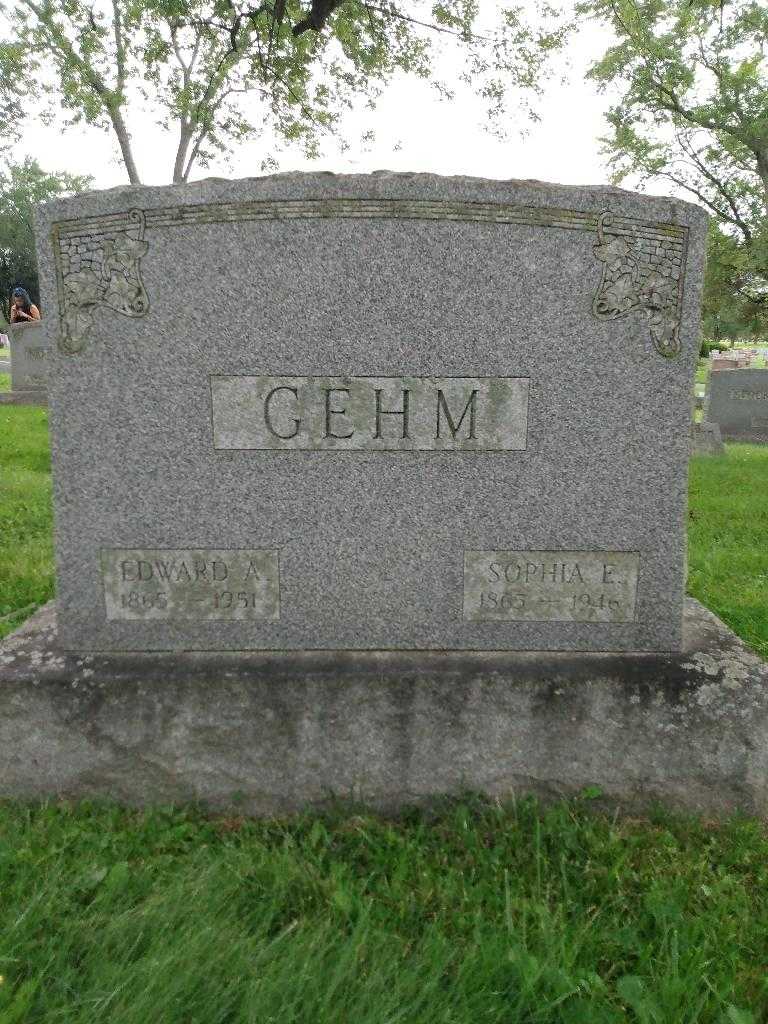 Edward A. Gehm's grave. Photo 2