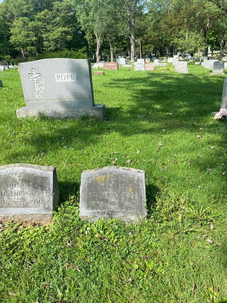 Walter N. Pope's grave. Photo 2