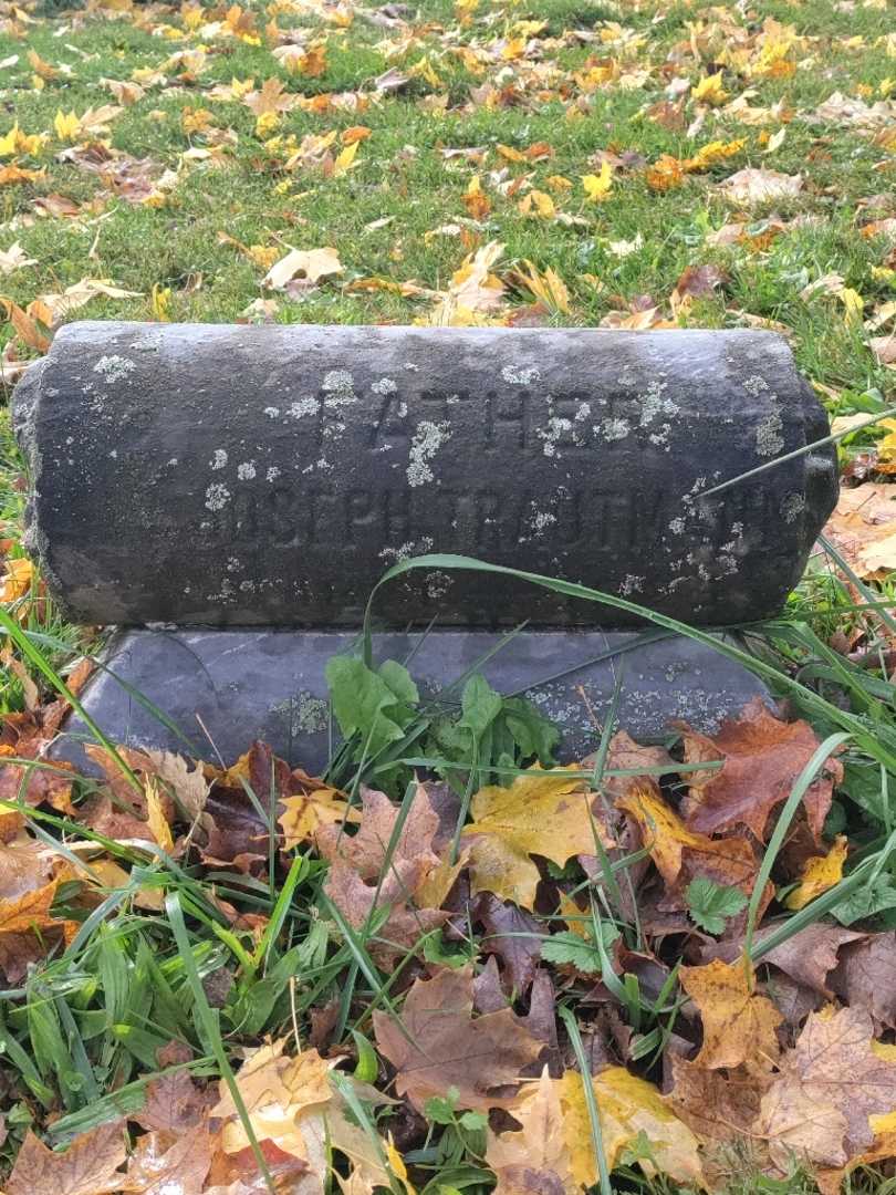 Joseph Trautman Junior's grave. Photo 3