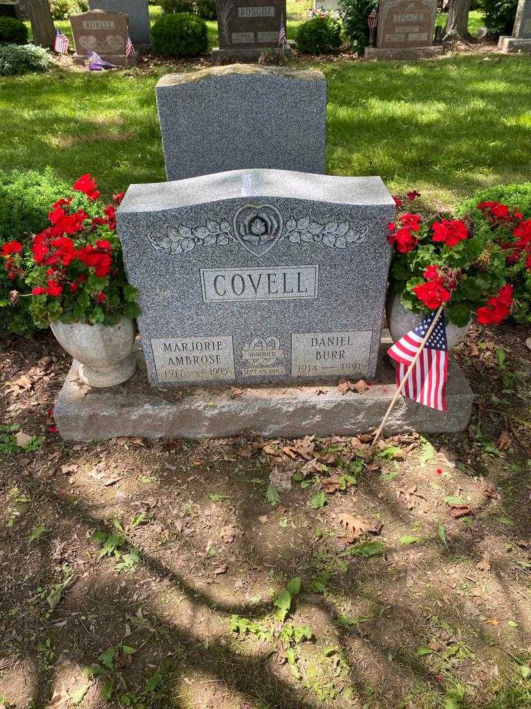 Marjorie Ambrose Covell's grave. Photo 2