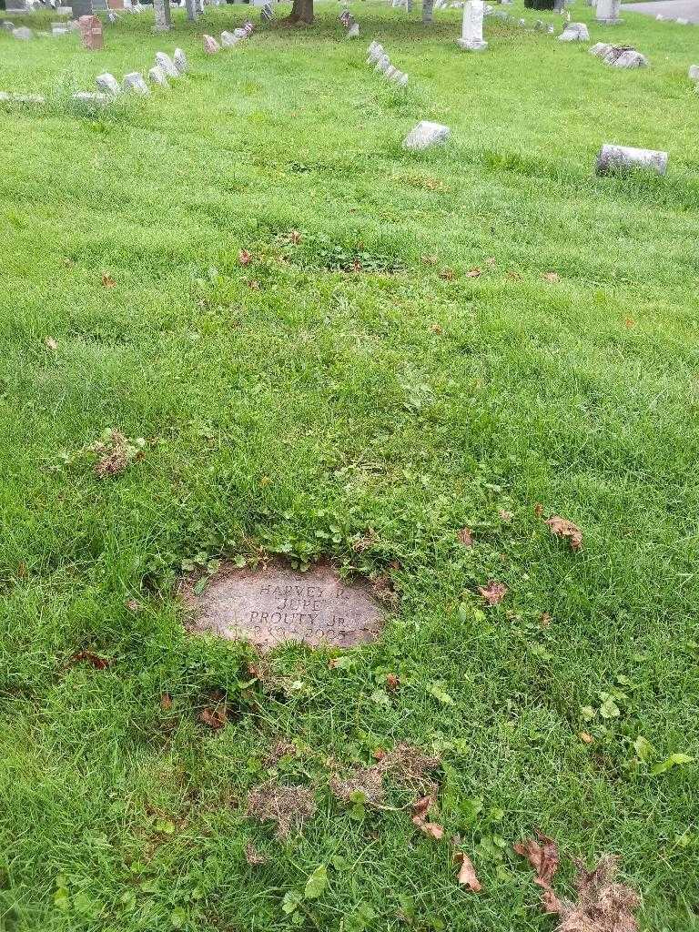 Harvey R. "Jupe" Prouty Junior's grave. Photo 3