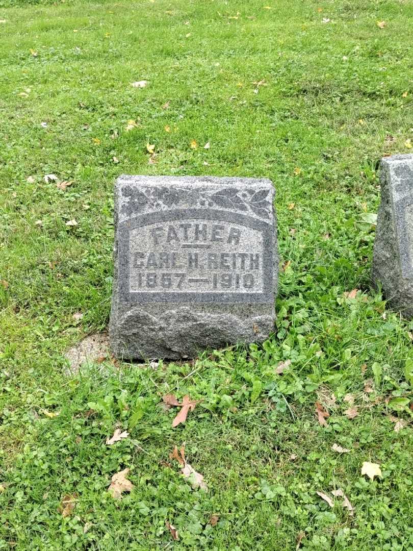 Carl H. Reith's grave. Photo 2