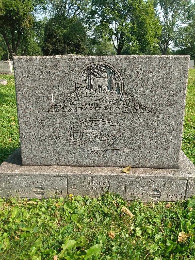 Alan W. Frey's grave. Photo 3
