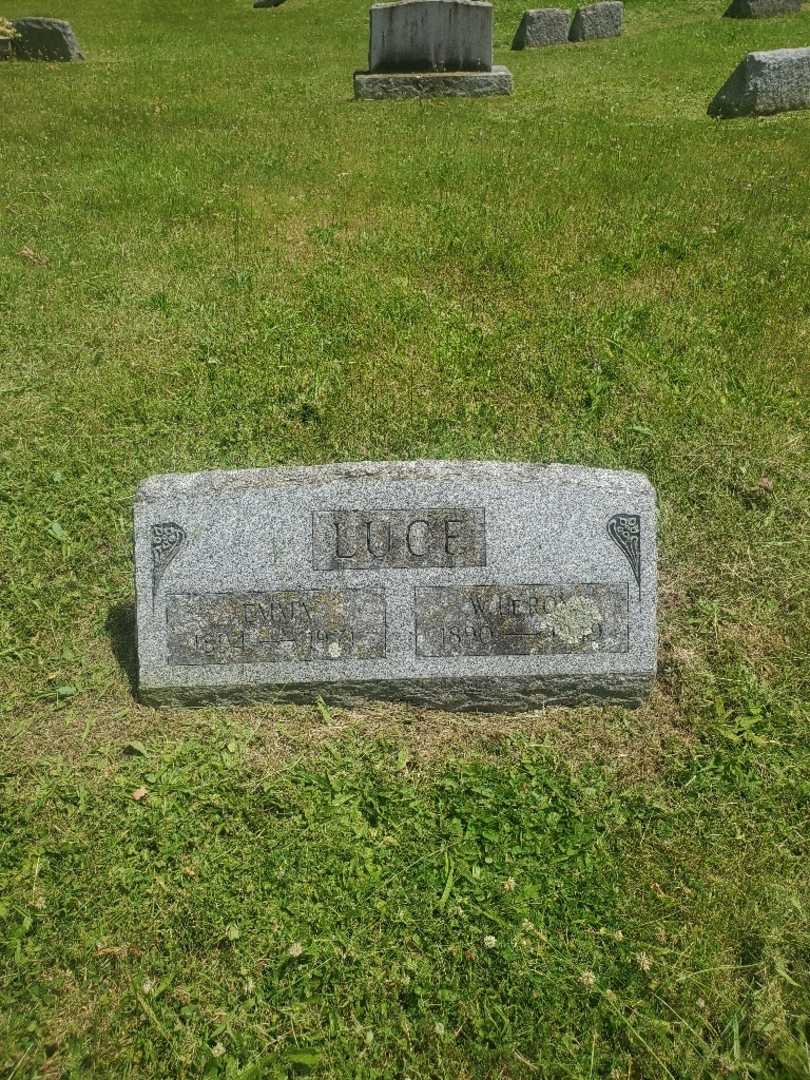 William Le Roy Luce's grave. Photo 2