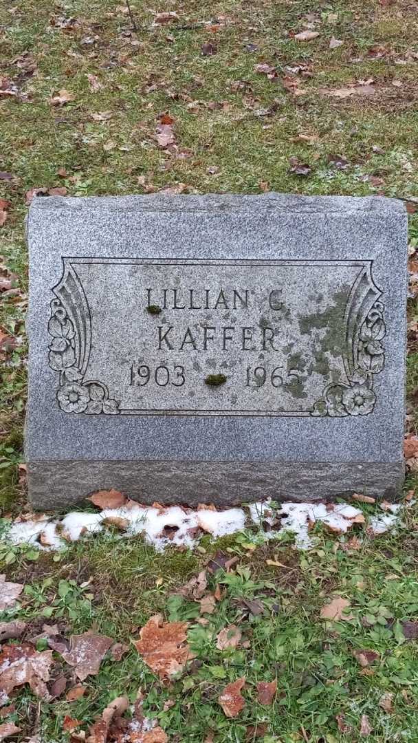 Lillian G. Kaffer's grave. Photo 3