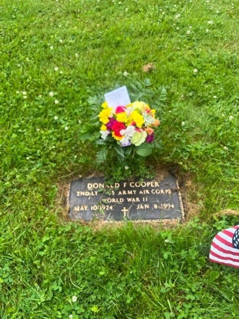 Donald F. Cooper's grave. Photo 2