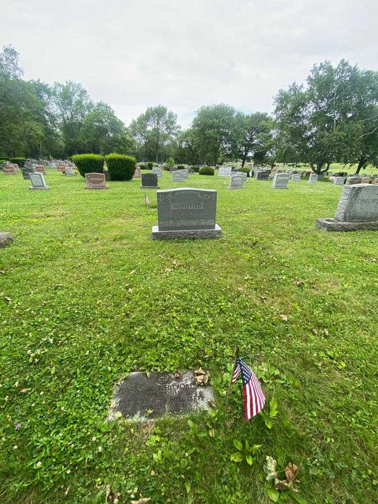 Eva M. Whitford's grave. Photo 1