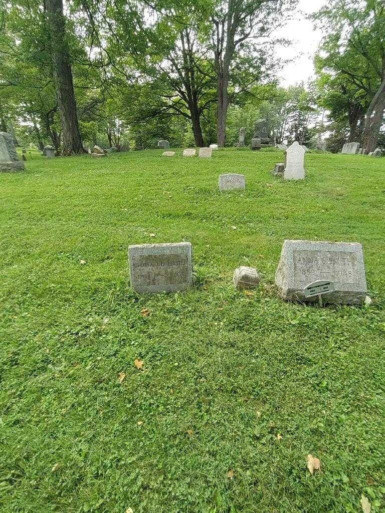 George J. Hollister's grave. Photo 1