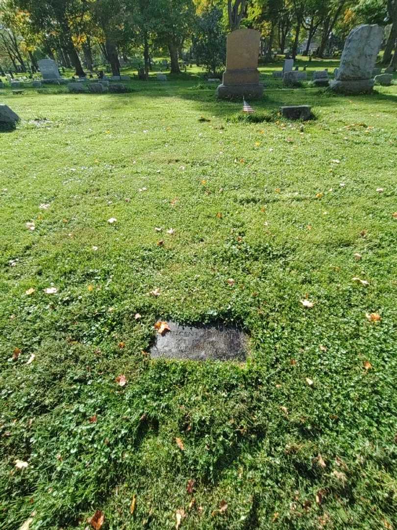 Vincent A. Melfi's grave. Photo 2
