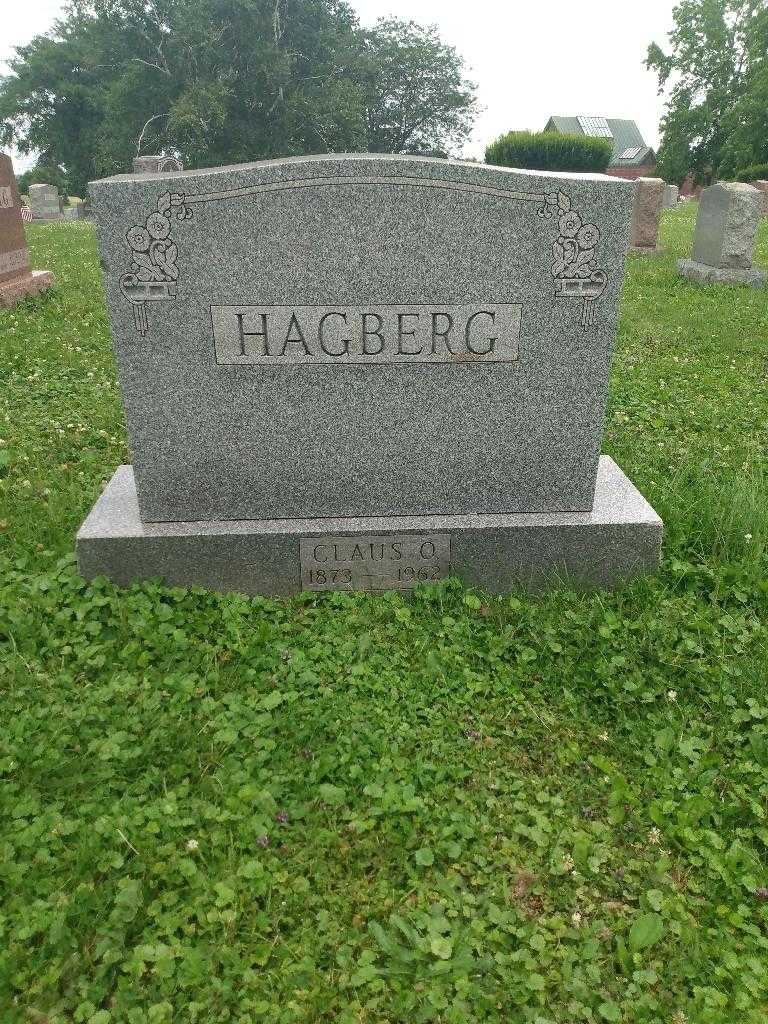 Claus O. Hagberg's grave. Photo 1