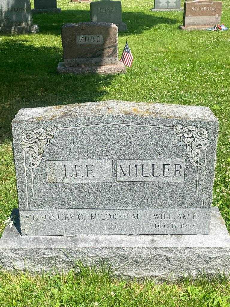 Mildred M. Lee Miller's grave. Photo 3