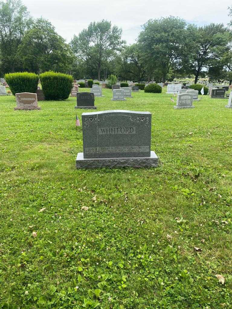 Harry M. Whitford Senior's grave. Photo 2