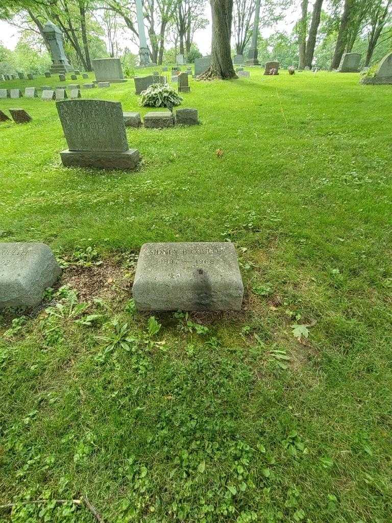 Sidney B. Coulter's grave. Photo 1